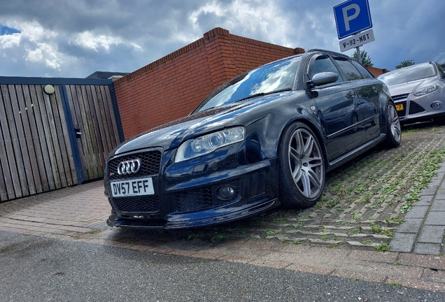 Audi RS4 Avant B7