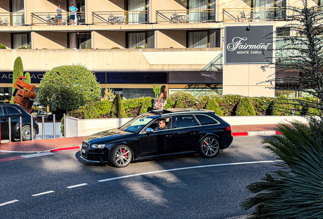 Audi RS4 Avant B8