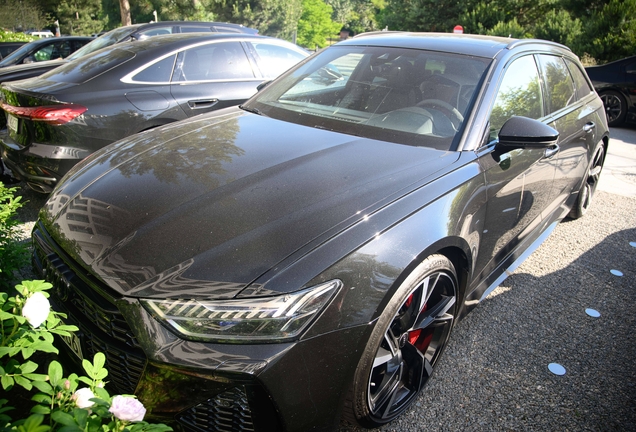 Audi RS6 Avant C8