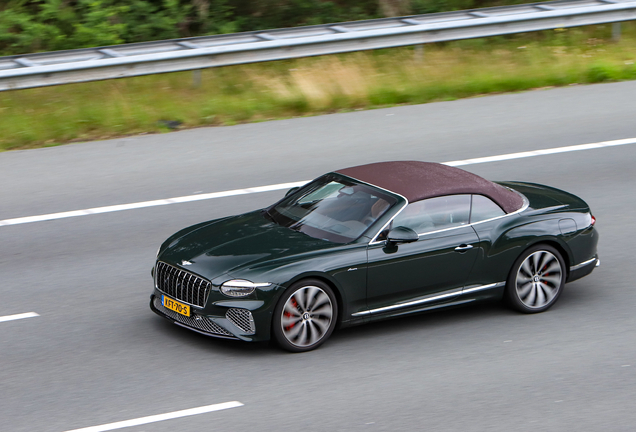 Bentley Continental GTC Azure 2025