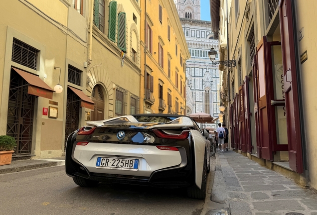 BMW i8 Roadster