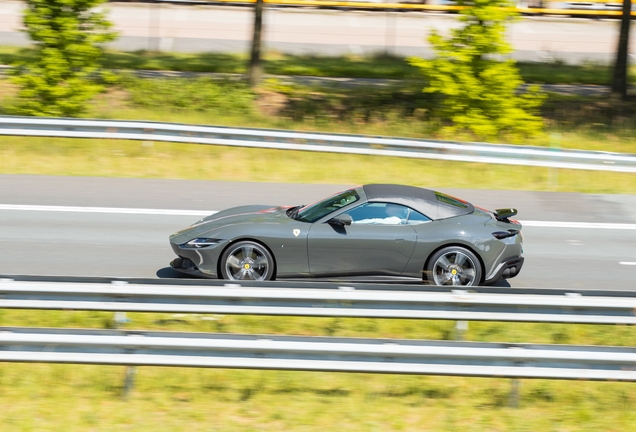 Ferrari Roma Spider