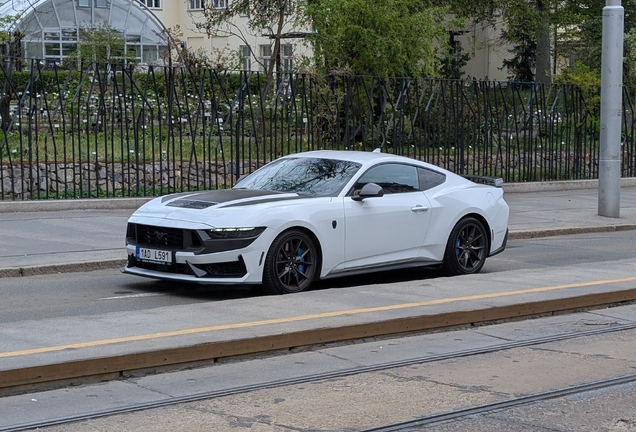 Ford Mustang Dark Horse 2024