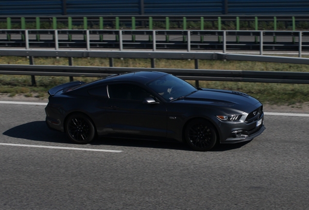 Ford Mustang GT 2015