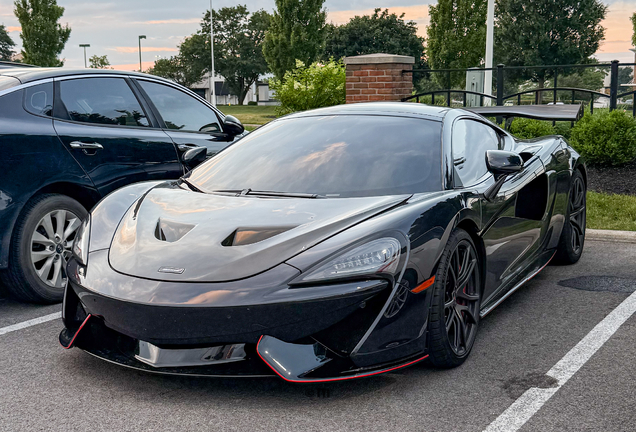 McLaren 570GT