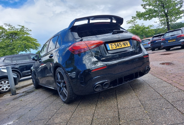 Mercedes-AMG A 45 S W177