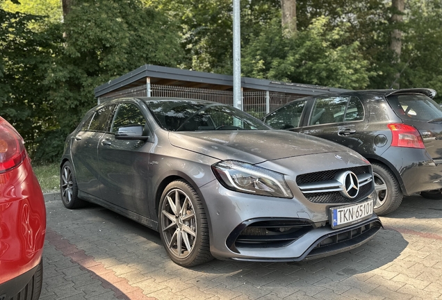 Mercedes-AMG A 45 W176 2015