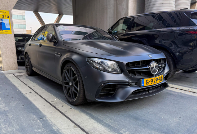 Mercedes-AMG E 63 S W213