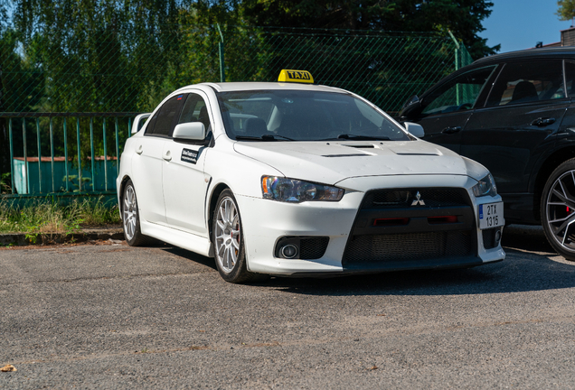 Mitsubishi Lancer Evolution X
