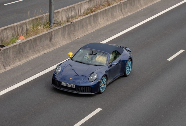 Porsche 992 Carrera 4 GTS Cabriolet MkII
