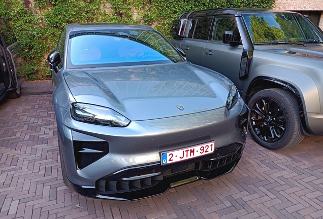 Porsche Cayenne Turbo Electric