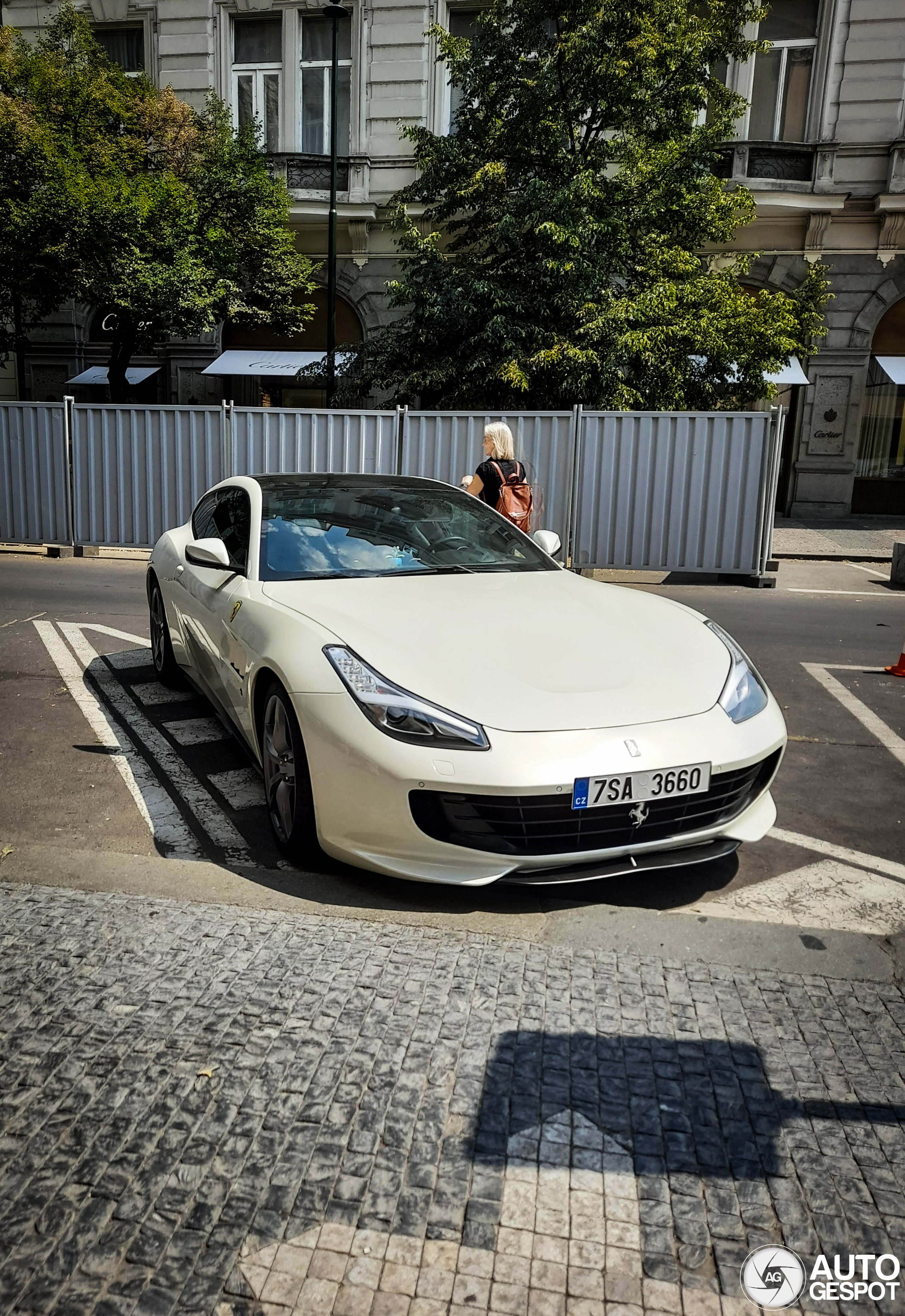 Ferrari GTC4Lusso T