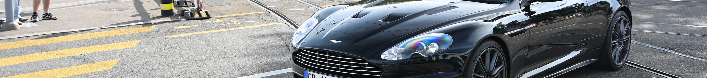 Aston Martin DBS