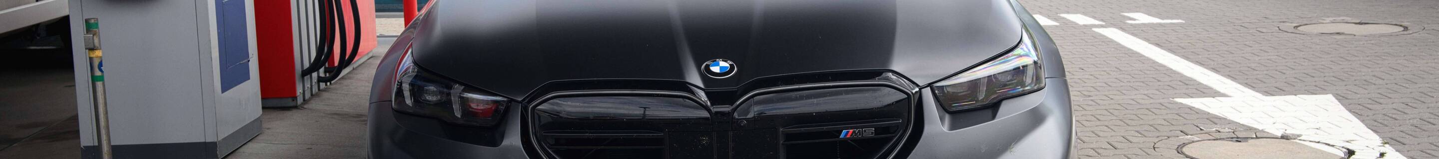 BMW M5 G90 Adro