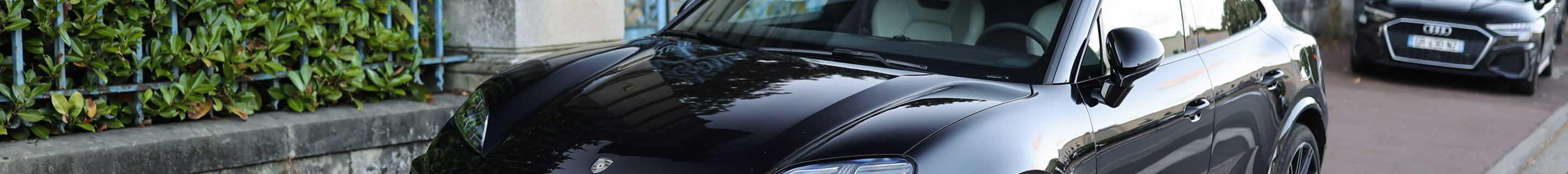 Porsche Macan EV Turbo