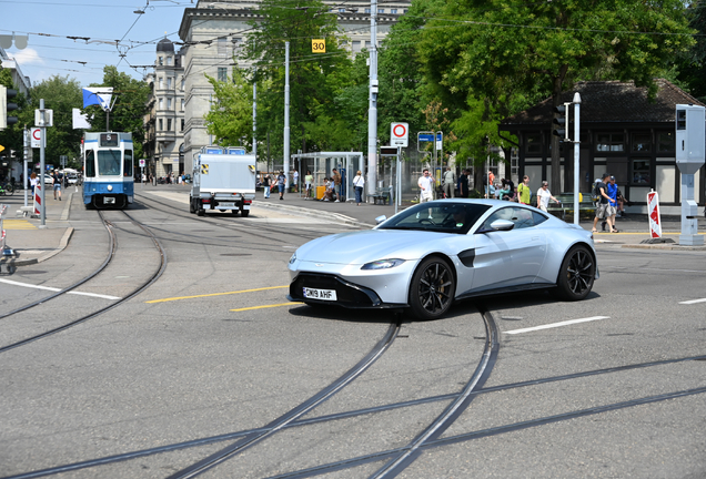 Aston Martin V8 Vantage 2018