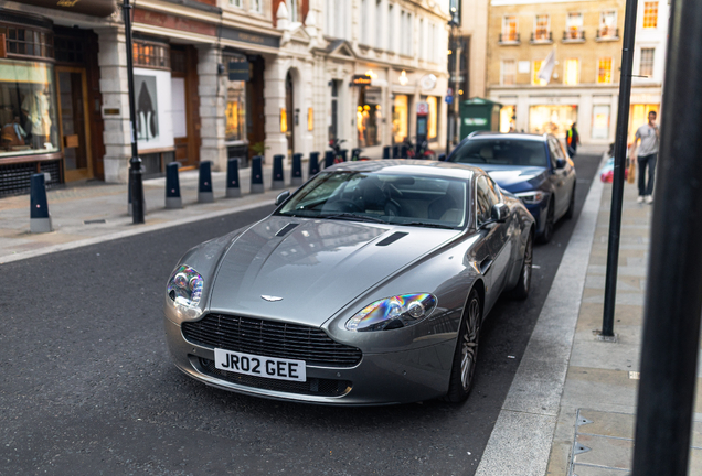 Aston Martin V8 Vantage
