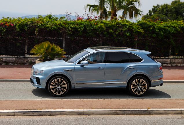 Bentley Bentayga Azure 2024