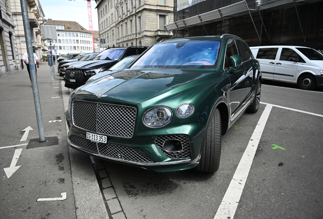 Bentley Bentayga Hybrid 2021