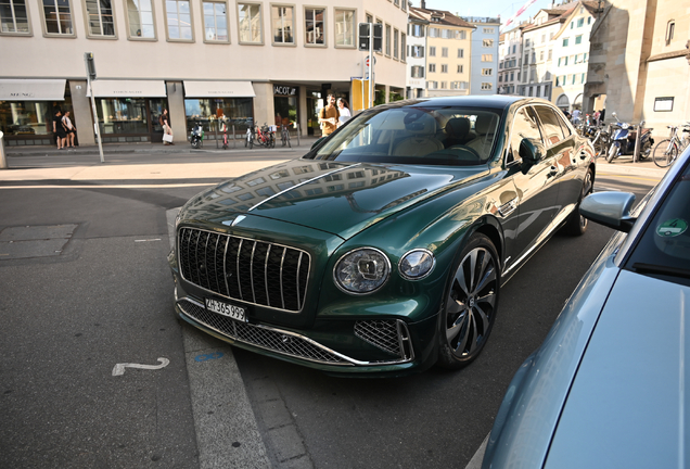 Bentley Flying Spur Azure 2025
