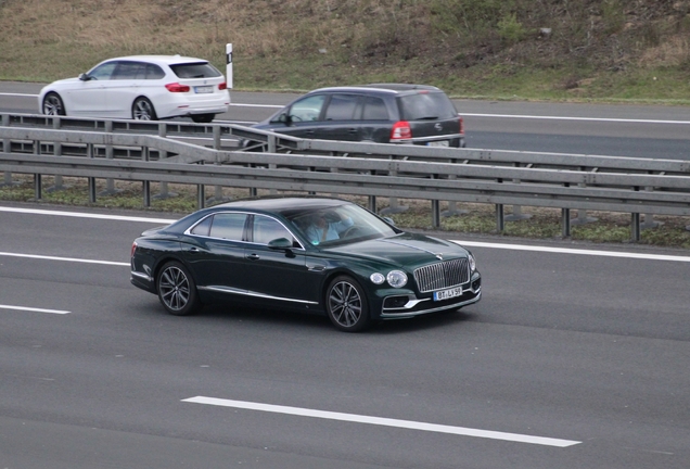 Bentley Flying Spur V8 2021
