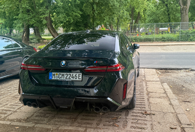 BMW M5 G90