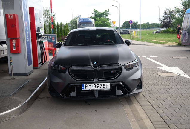 BMW M5 G90 Adro