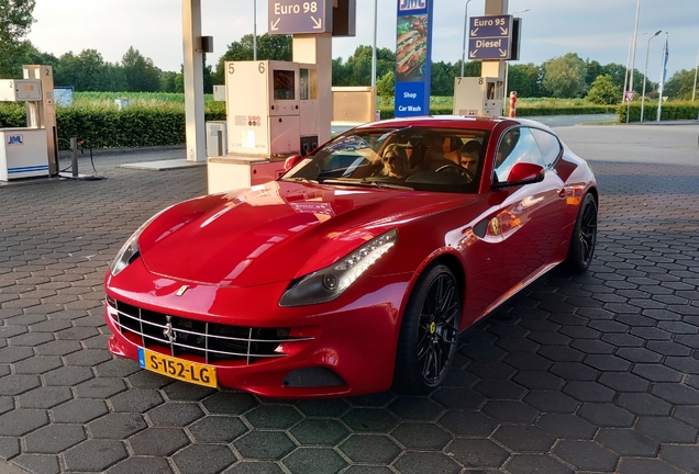 Ferrari FF