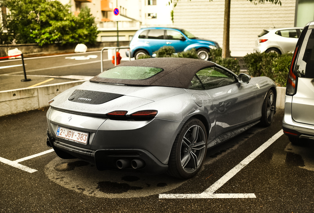Ferrari Roma Spider