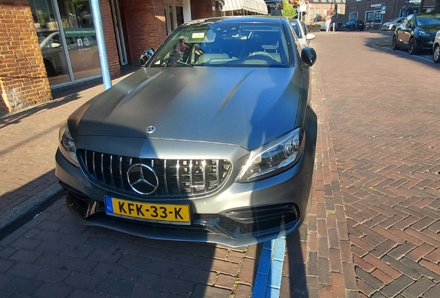 Mercedes-AMG C 63 S W205 2018