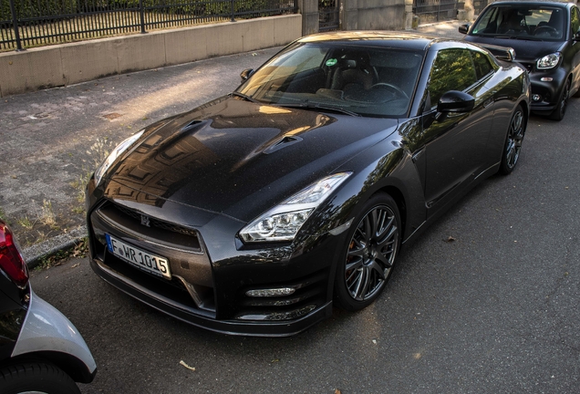 Nissan GT-R 2011