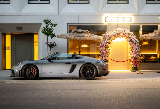 Porsche 718 Spyder RS Weissach Package