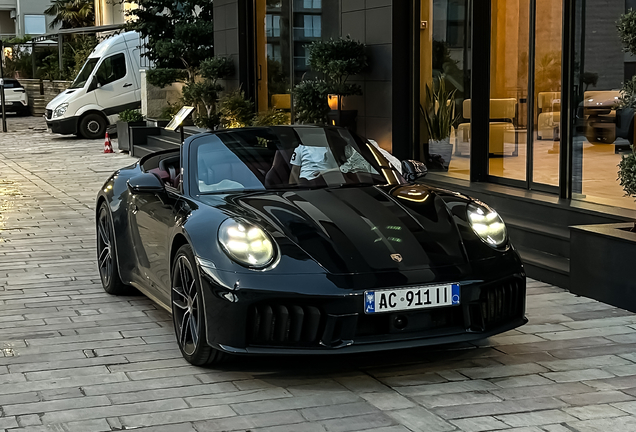 Porsche 992 Carrera 4 GTS Cabriolet MkII
