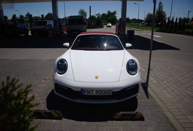 Porsche 992 Carrera 4S Cabriolet MkI