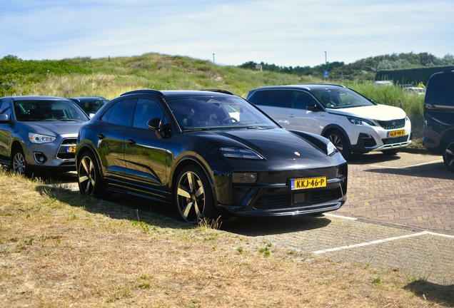Porsche Macan EV GTS