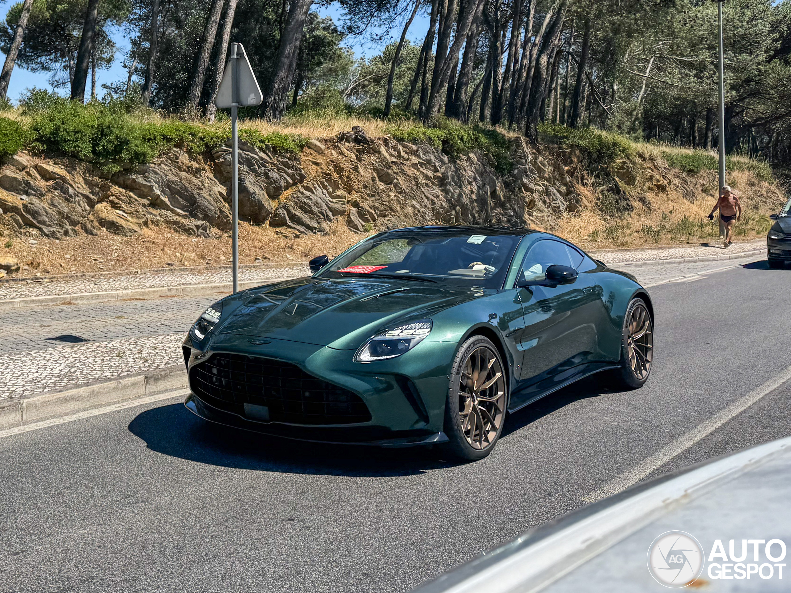 Aston Martin Vantage S 2026