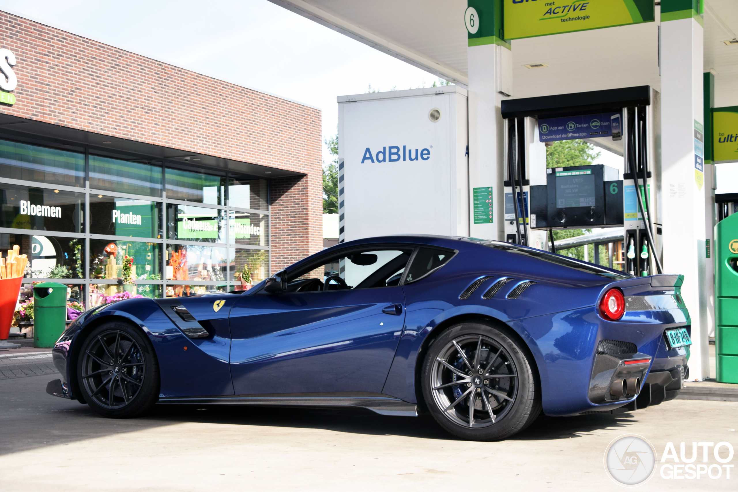 Ferrari F12tdf