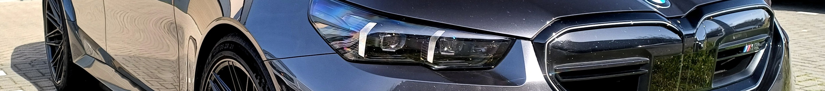 BMW M5 G90