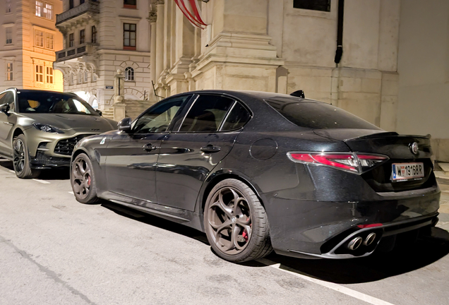 Alfa Romeo Giulia Quadrifoglio 2023