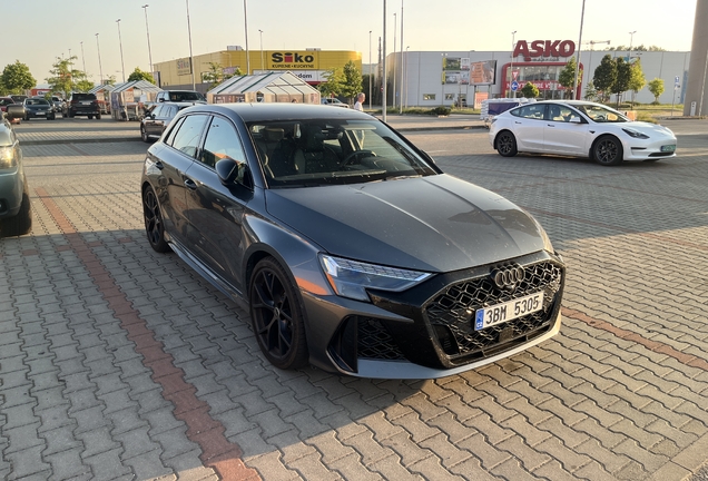 Audi RS3 Sportback 8Y 2025