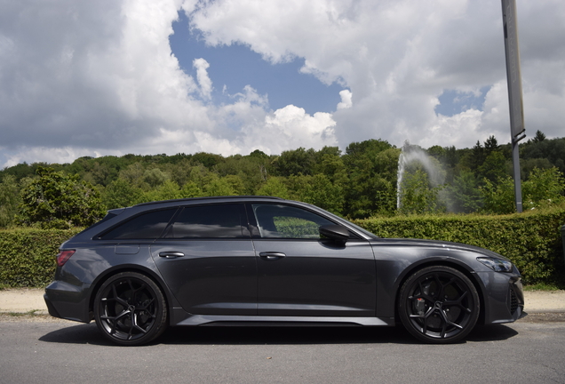Audi RS6 Avant C8