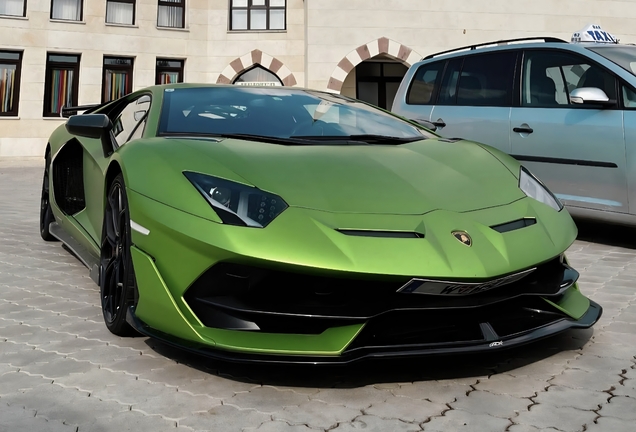 Lamborghini Aventador LP770-4 SVJ