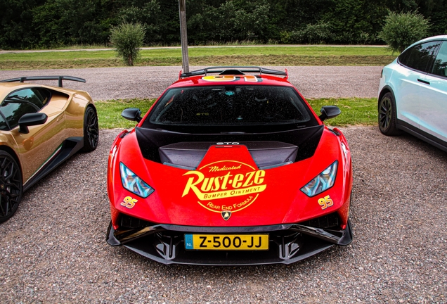 Lamborghini Huracán LP640-2 STO