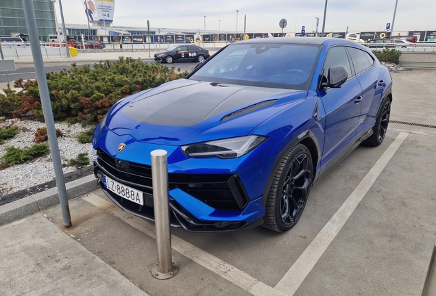 Lamborghini Urus Performante