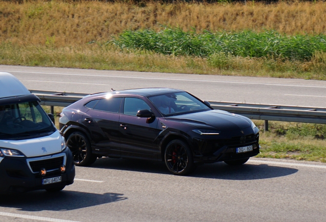 Lamborghini Urus S