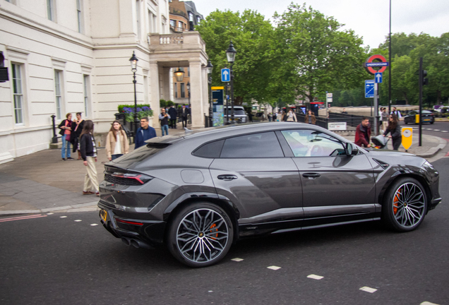 Lamborghini Urus SE