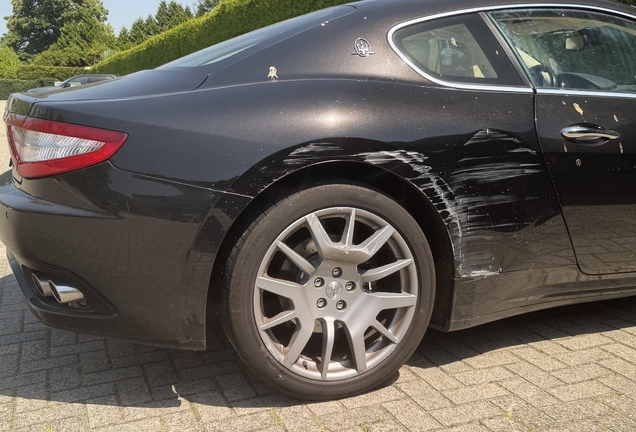 Maserati GranTurismo S Automatic