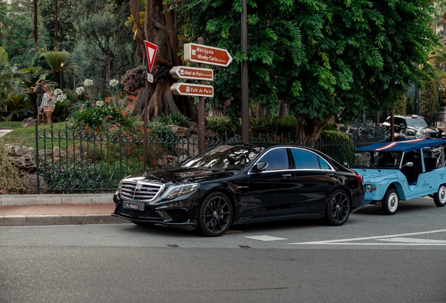 Mercedes-Benz S 65 AMG V222