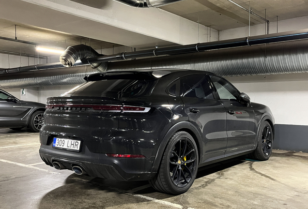 Porsche Cayenne Coupé Turbo E-Hybrid