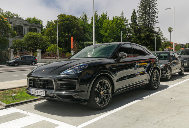 Porsche Cayenne Coupé Turbo S E-Hybrid